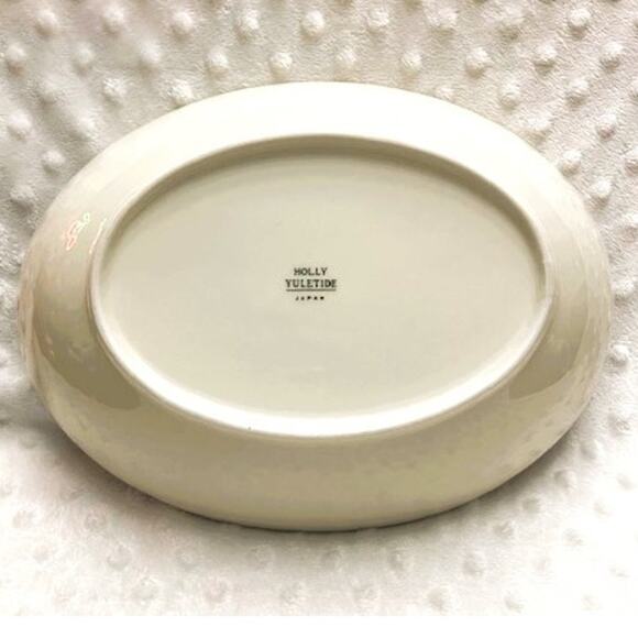 Vintage Holly Yuletide Christmas 10 1/2" Porcelain Oval Serving Bowl-NEW - Picture 2 of 5